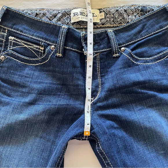 Ariat Real Mid-Rise Blue Boot Cut Jeans with Medium Wash Large Stitching - Picture 12 of 13